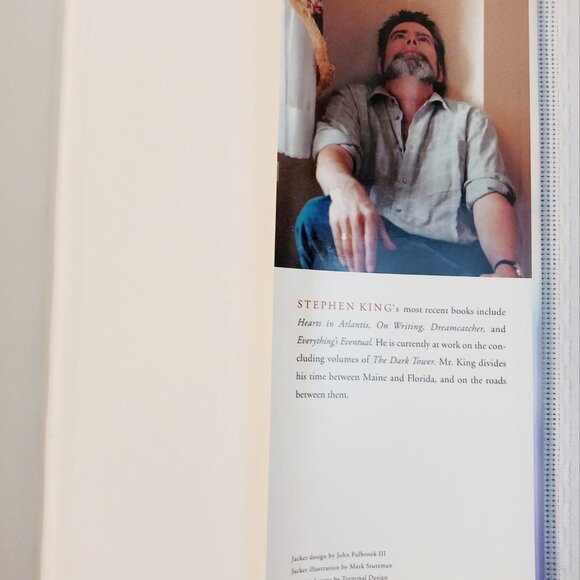 From A Buick 8, A Novel by Stephen King Hardcover Book with Poster - Picture 5 of 10